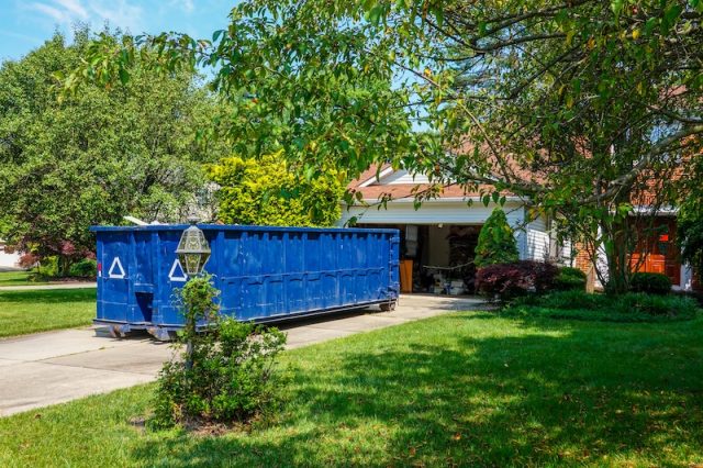 residential-roll-off-dumpster